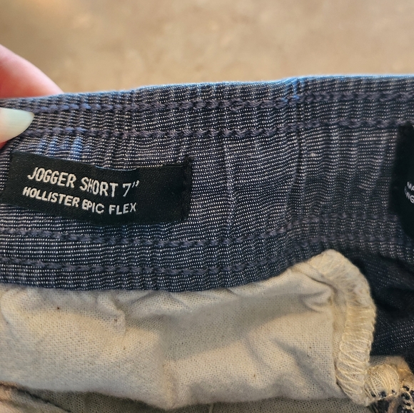 Hollister Shorts - Picture 5 of 6